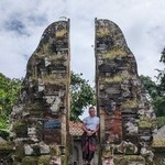 Alex, 31